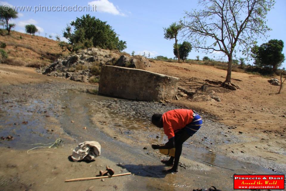 Ethiopia - 878 - Water is gold.jpg